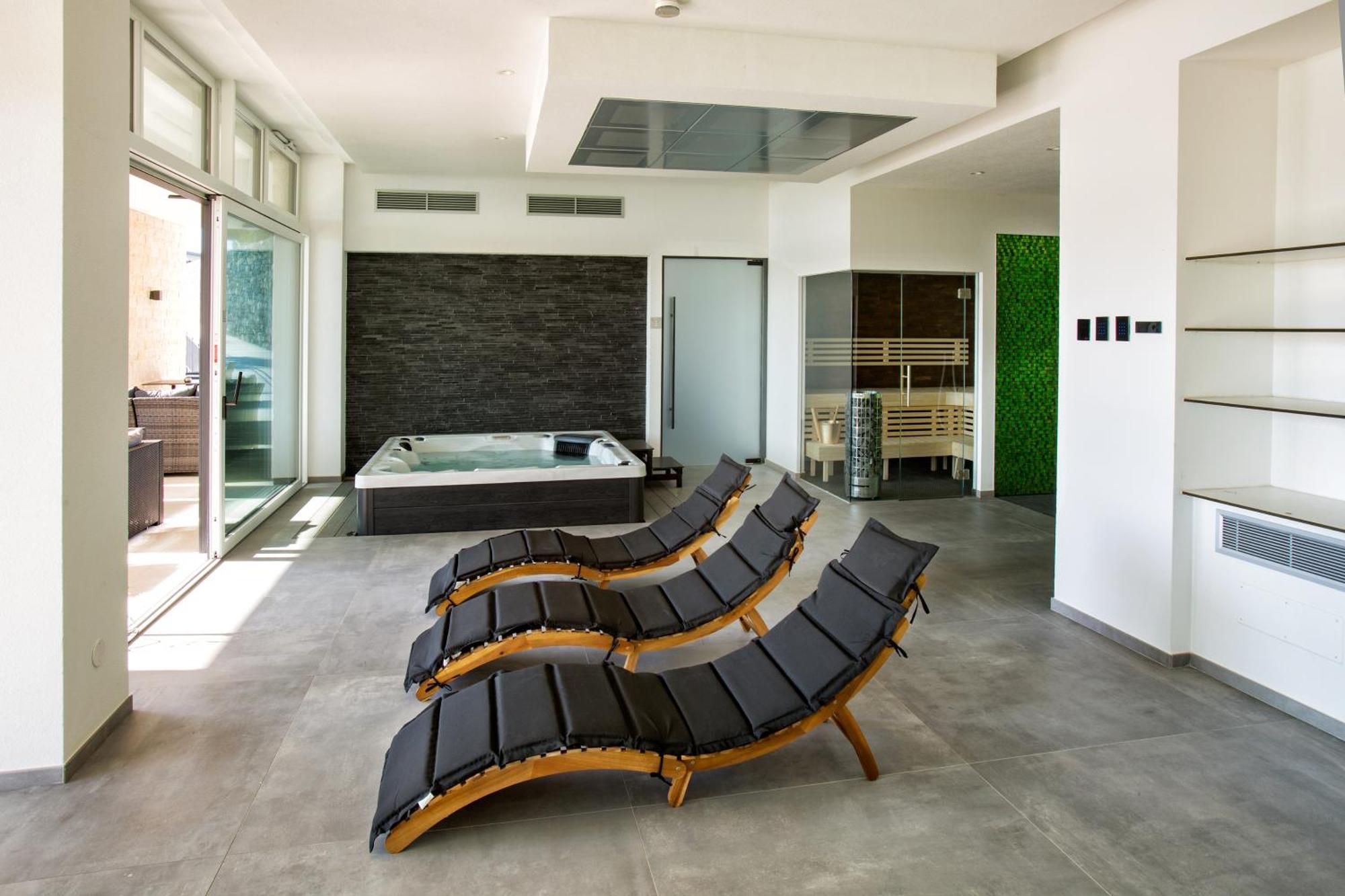 Villa Rita Pool & Spa Маскалучия Екстериор снимка